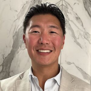 dr. ragoza headshot photo